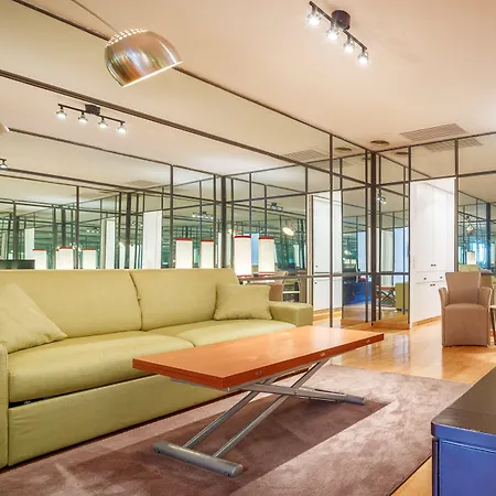 Ht N°9 Colosseo ローマ