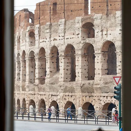 Ht N°9 Colosseo 3*