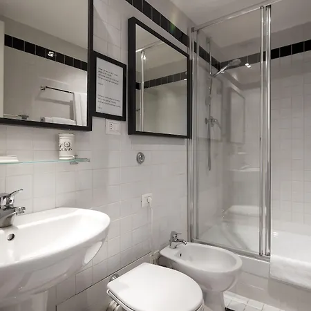 Ht N°9 Colosseo ローマ