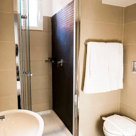 Ht N°9 Colosseo ゲストハウス 3*