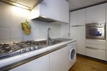 Ht N°9 Colosseo Guest house