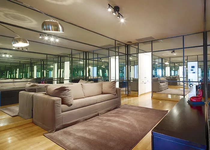 Ht N°9 Colosseo 게스트하우스 3*